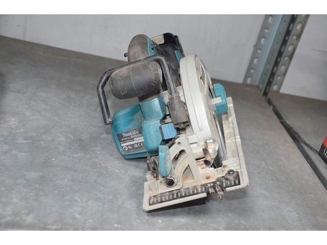 Cirkelzaag makita dhs 680 op accu met 1 accu (11,15) - afbeelding 4 van  6