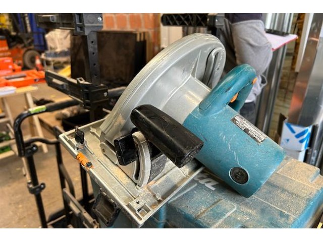 Cirkelzaag makita - afbeelding 4 van  6