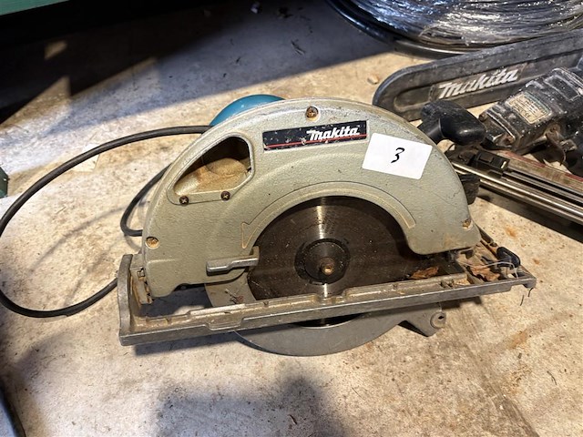 Cirkelzaag makita - afbeelding 1 van  3