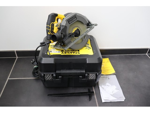 Cirkelzaag stanley fatmax fme301 - afbeelding 2 van  6