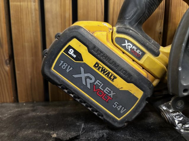 Cirkelzaagmachine dewalt - afbeelding 3 van  7