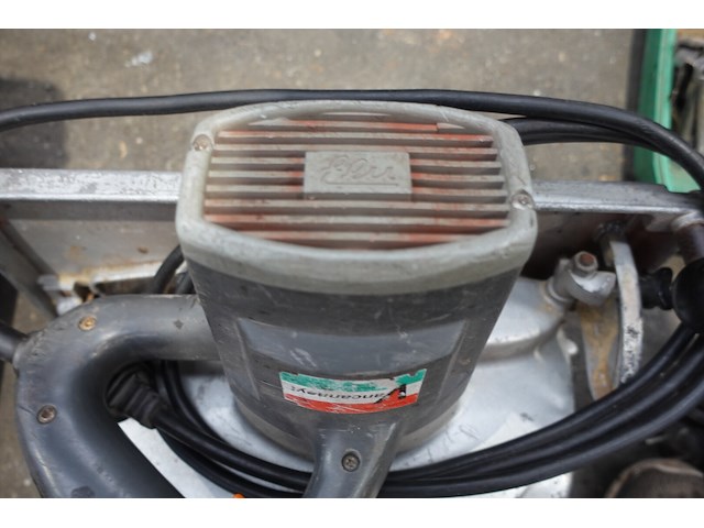 Cirkelzaagmachine ello - afbeelding 2 van  2