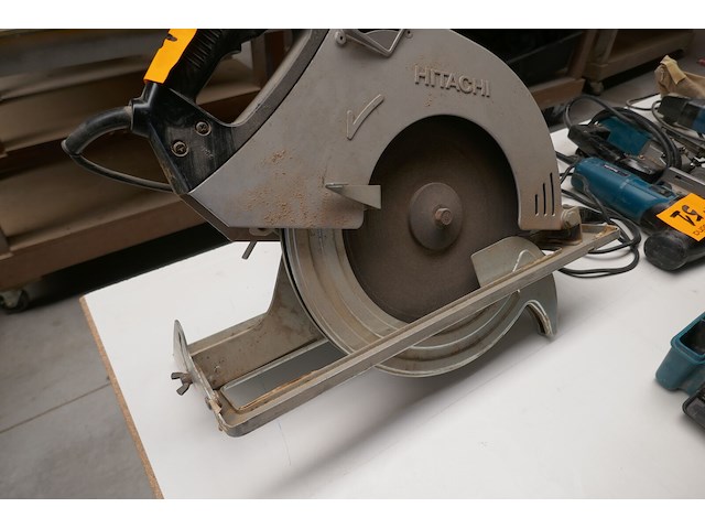 Cirkelzaagmachine hitachi - afbeelding 1 van  4