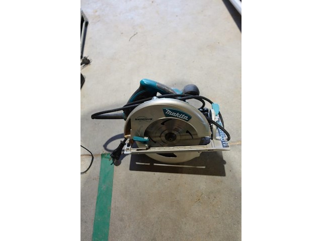 Cirkelzaagmachine makita - afbeelding 2 van  3