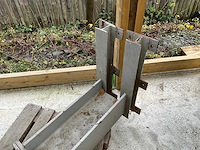 Cirkelzaagmachine op voet - afbeelding 5 van  6