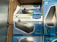 Cisco / freecom / pressac partij computeronderdelen in metalen kast - afbeelding 9 van  9