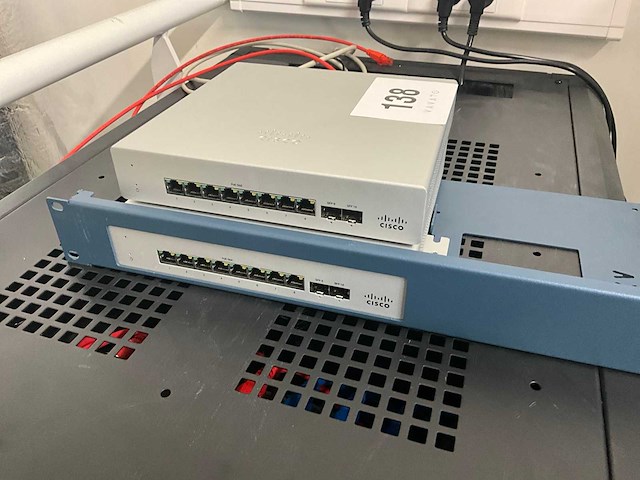 Cisco meraki switches (3x) - afbeelding 1 van  7