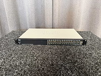 Cisco sf300-24p poe netwerk switch - afbeelding 1 van  5