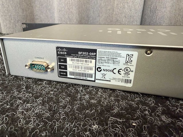 Cisco sf302-08p managed netwerk switch - afbeelding 3 van  3