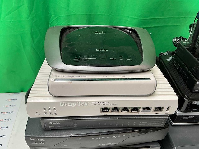Cisco, unifi, tp-link, hp, etc - wifi, router & switch (25x) - afbeelding 5 van  12