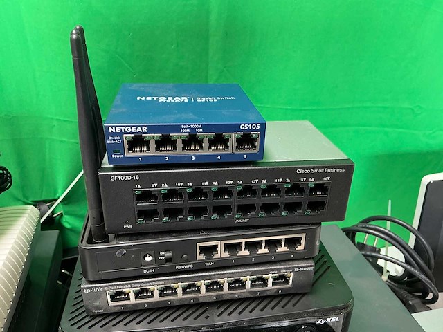 Cisco, unifi, tp-link, hp, etc - wifi, router & switch (25x) - afbeelding 8 van  12
