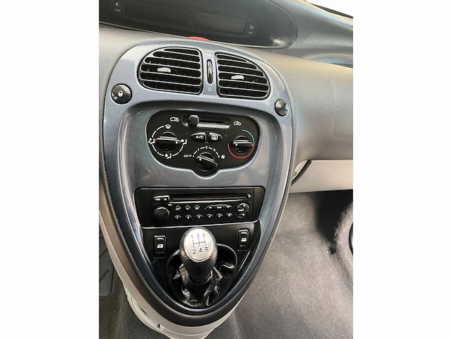 Citroën - 2003 - xsara picasso - picasso - personenauto - afbeelding 6 van  22