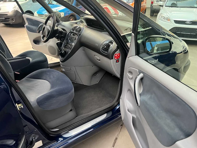 Citroën - 2003 - xsara picasso - picasso - personenauto - afbeelding 8 van  22