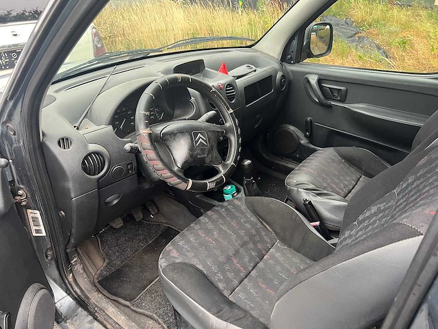 Citroen - 2006 - berlingo - personenwagen - personenauto - afbeelding 8 van  13