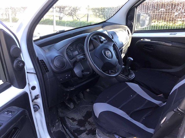 Citroën - 2011 - nemo - bedrijfsvoertuig - bestelwagen - afbeelding 2 van  21