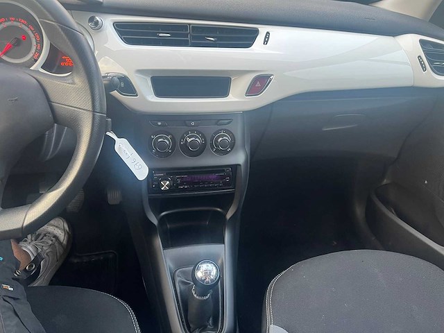 Citroen - 2012 - c3 - personenwagen - personenauto - afbeelding 7 van  18