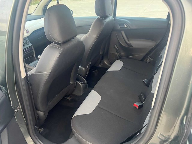 Citroen - 2012 - c3 - personenwagen - personenauto - afbeelding 4 van  8