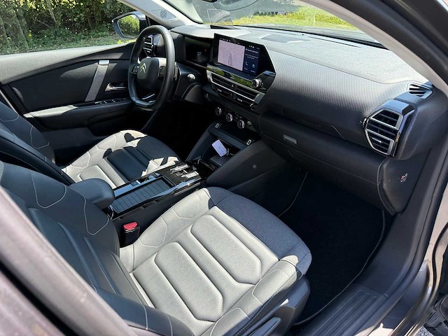 Citroen - 2024 - c4 x - personenwagen - personenauto - afbeelding 8 van  20