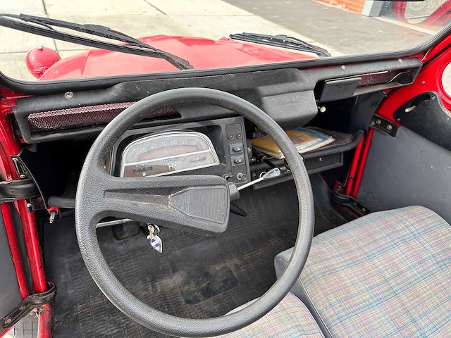 Citroen - 2cv6 club - oldtimer - afbeelding 35 van  39