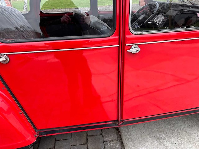 Citroen - 2cv6 club - oldtimer - afbeelding 9 van  16