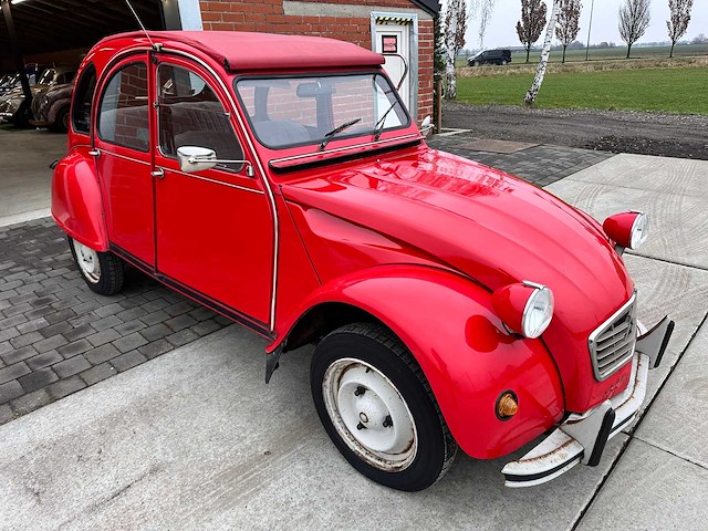 Citroen - 2cv6 club - oldtimer - afbeelding 6 van  12