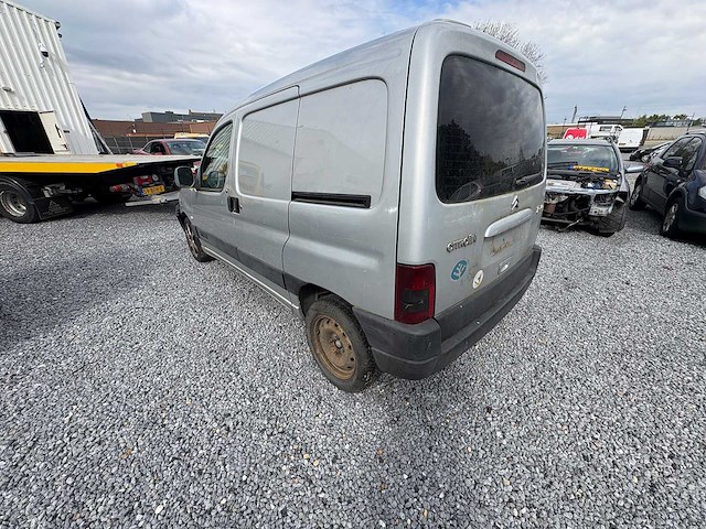 Citroen - berlingo - 2.0 hdi 600 - car - 2004 - afbeelding 8 van  13