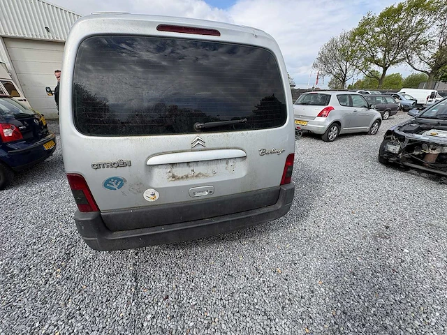 Citroen - berlingo - 2.0 hdi 600 - car - 2004 - afbeelding 12 van  15