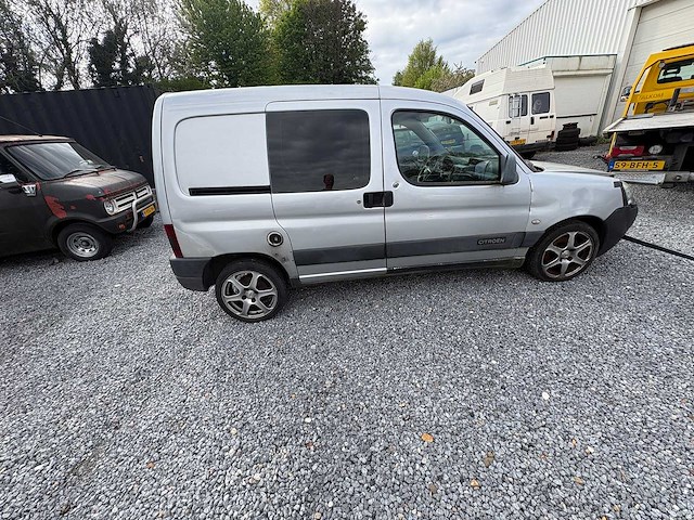 Citroen - berlingo - 2.0 hdi 600 - car - 2004 - afbeelding 9 van  13