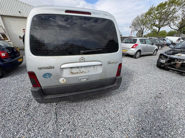 Citroen - berlingo - 2.0 hdi 600 - car - 2004 - afbeelding 11 van  13