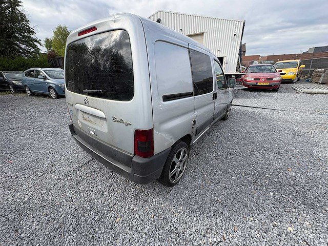 Citroen - berlingo - 2.0 hdi 600 - car - 2004 - afbeelding 12 van  13