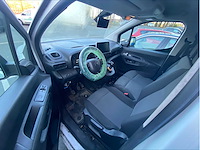 Citroën - berlingo - car - - afbeelding 17 van  18