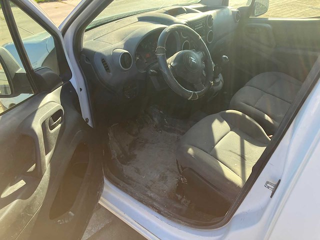 Citroen - berlingo 1.6hdi 3 zits lichte vracht bedrijfswagen - afbeelding 15 van  41