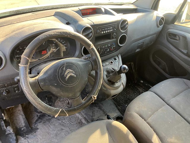 Citroen - berlingo 1.6hdi 3 zits lichte vracht bedrijfswagen - afbeelding 17 van  41