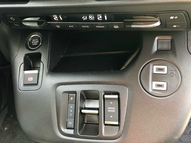 Citroen - berlingo l2 automaat - bedrijfswagen 08/2026 3500 km !!! - afbeelding 3 van  18