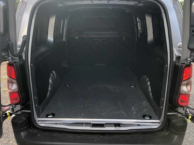 Citroen - berlingo l2 automaat - bedrijfswagen 08/2026 3500 km !!! - afbeelding 14 van  18