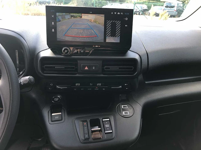 Citroen - berlingo l2 automaat - bedrijfswagen 08/2026 3500 km !!! - afbeelding 16 van  18