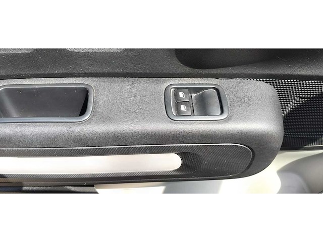 Citroën - c3 - 2021 - stijl - niew model eerste eigenaar zeer mooie auto - afbeelding 13 van  36