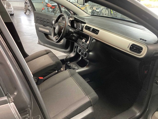 Citroen - c3 - car - 2019 - afbeelding 2 van  24