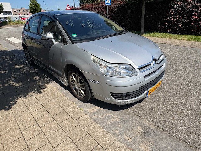Citroen - c4 - 1.6-16v l. prestige - car - 2007 - afbeelding 2 van  18