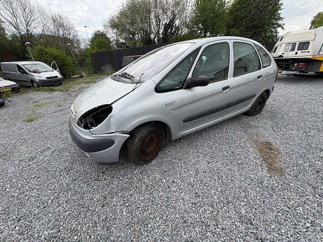 Citroen - xsara picasso - 1.8i-16v différence2 - car - 2004 - afbeelding 5 van  12