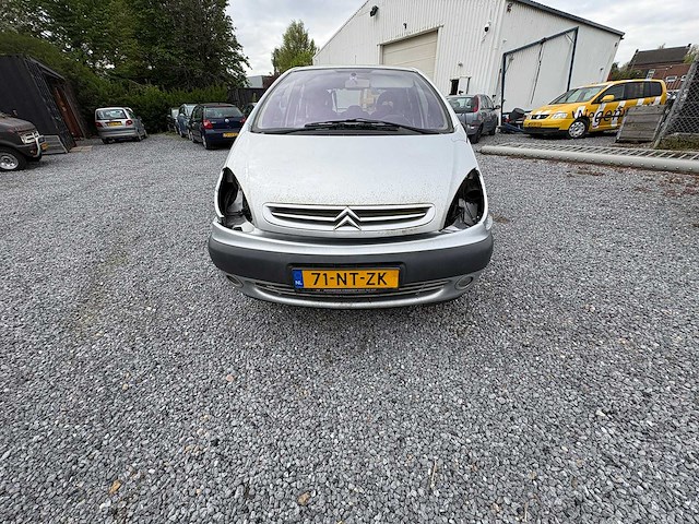 Citroen - xsara picasso - 1.8i-16v différence2 - car - 2004 - afbeelding 6 van  12