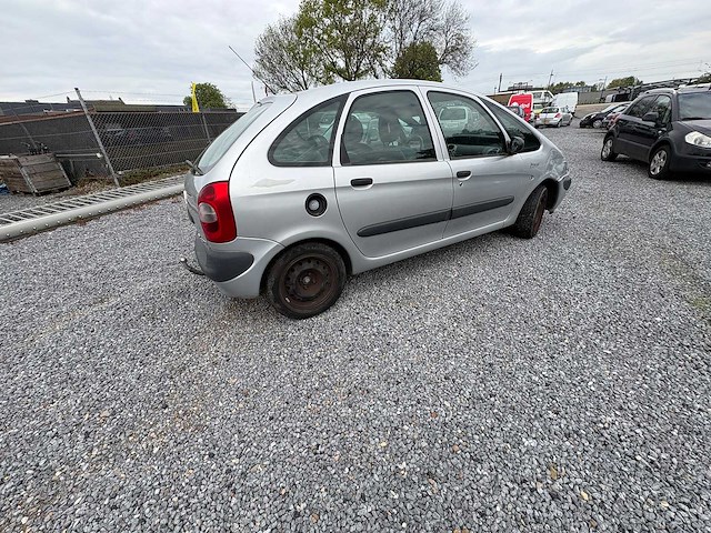 Citroen - xsara picasso - 1.8i-16v différence2 - car - 2004 - afbeelding 9 van  12