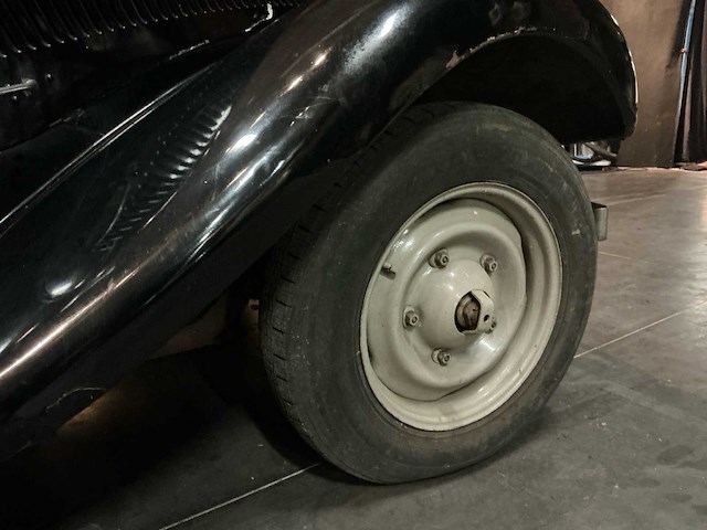 Citroen 11 traction avant familiale oldtimer - afbeelding 14 van  26