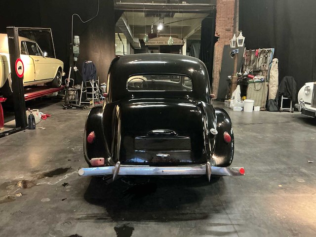 Citroen 11 traction avant familiale oldtimer - afbeelding 22 van  26
