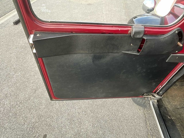 Citroen 2 cv charleston - afbeelding 2 van  39