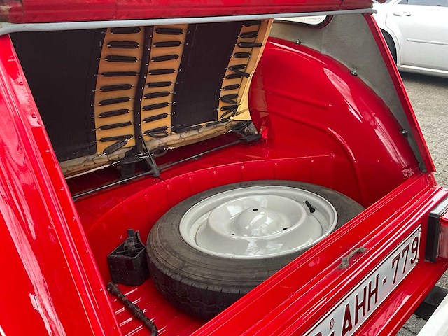 Citroën 2 cv vintage auto - afbeelding 16 van  44