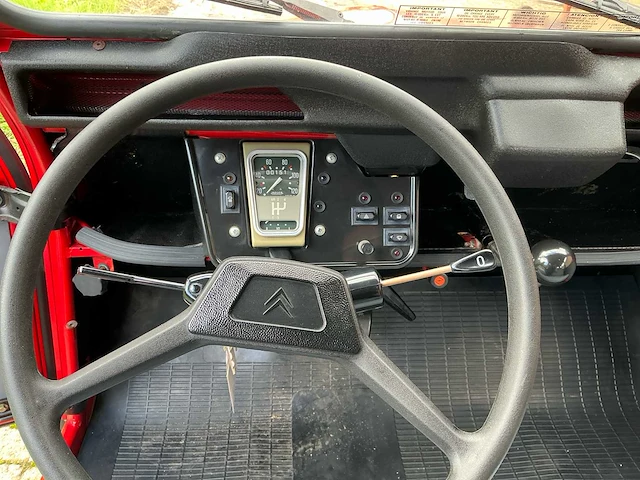 Citroen 2 cv6 special oldtimer - afbeelding 10 van  42
