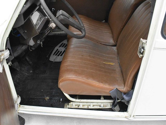Citroen 2cv6 - afbeelding 13 van  37