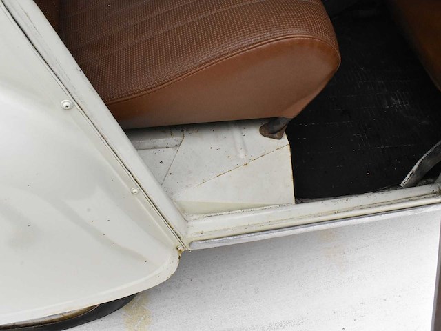 Citroen 2cv6 - afbeelding 27 van  41