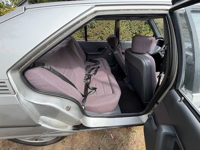 Citroën bx oldtimer - afbeelding 18 van  38